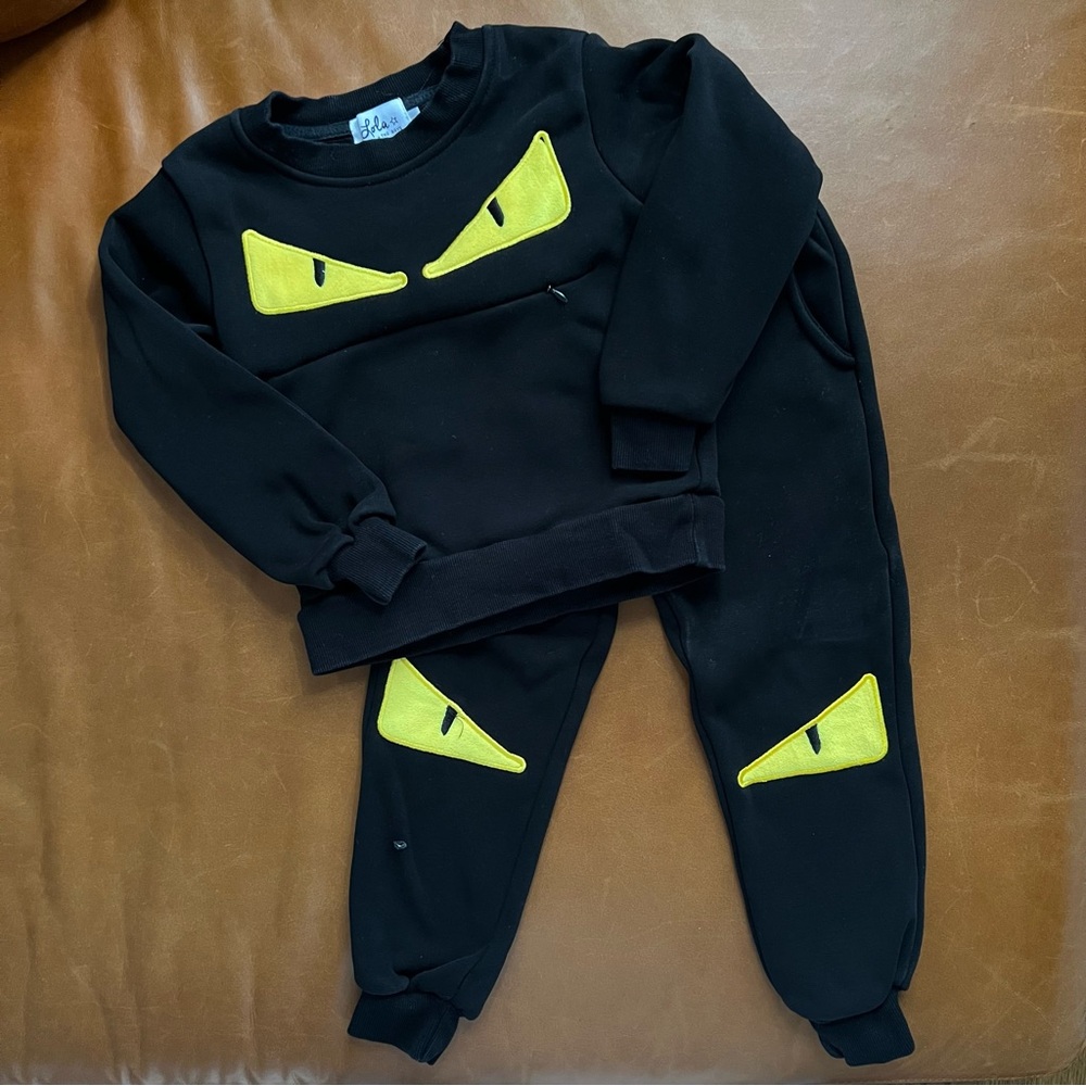 LOLA + THE BOYS Black Monster Sweatshirt and Joggers Set, Size 2
